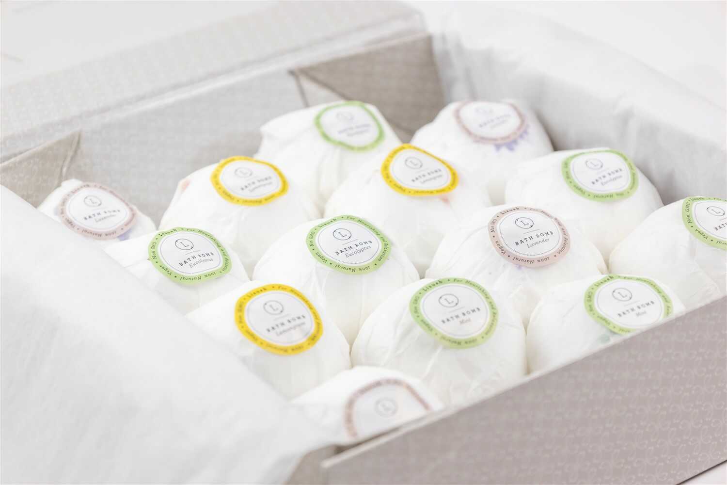 Ultimate Relaxation Bath Bomb Set - 14 Natural Fizzers