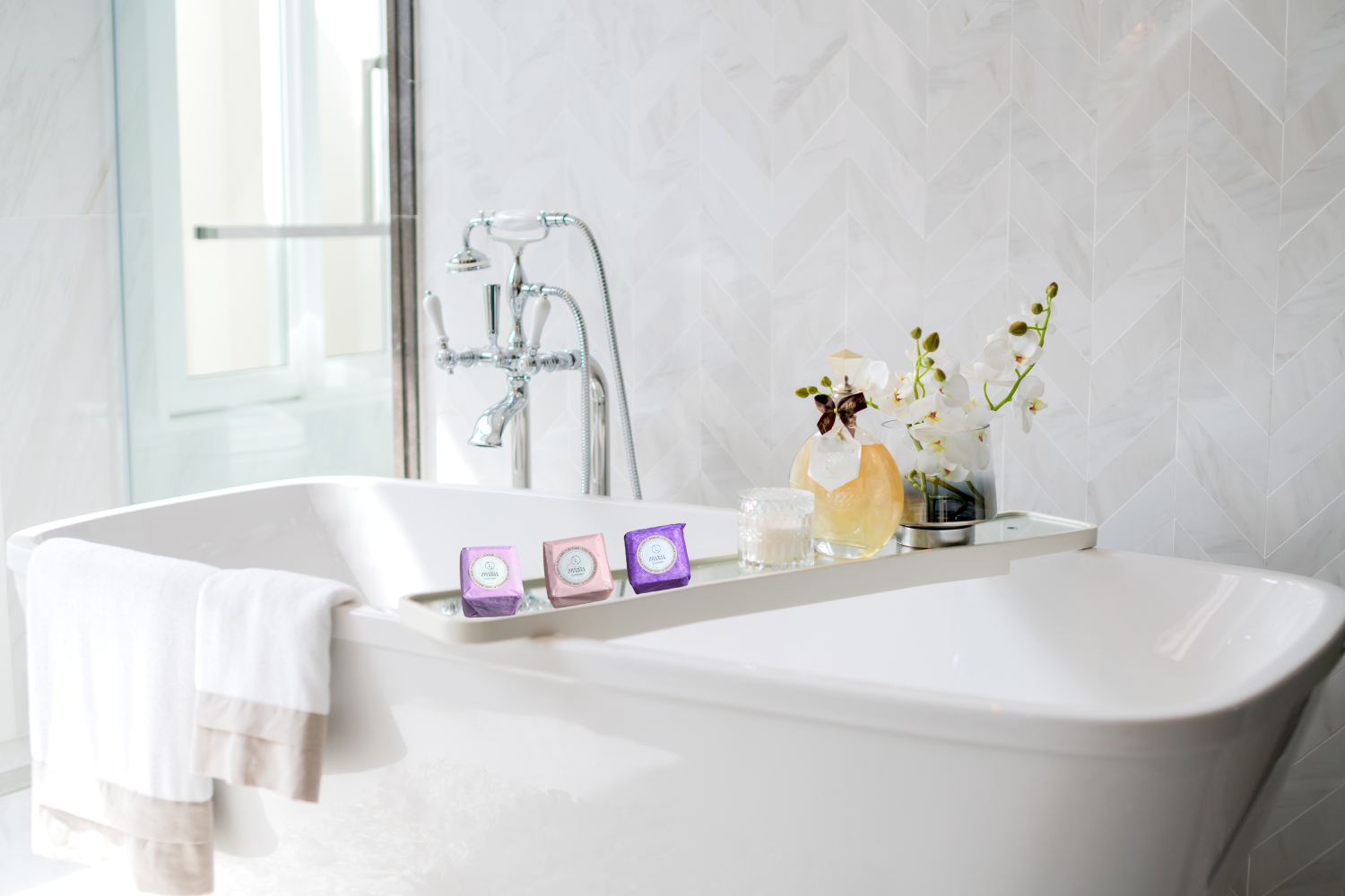 Lavender Shower Steamers Gift Set – Buy 12 Get 15 (3 Free!)